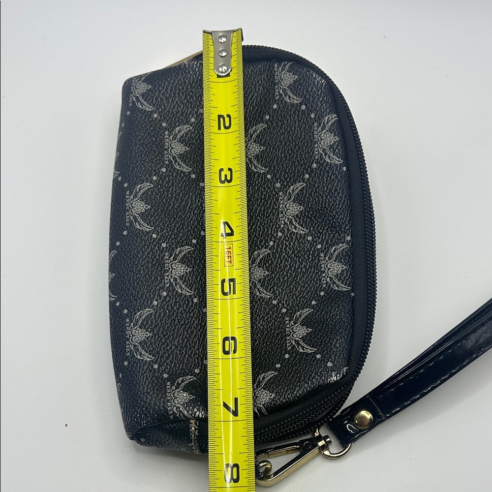 Wendy Keen Black Patterned Women's Clutch Wristlet - Picture 5 of 6